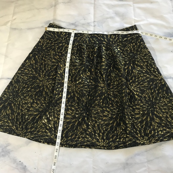 Lane Bryant Gold Lamé Floral Burst Jacquard Skirt - Picture 4 of 8